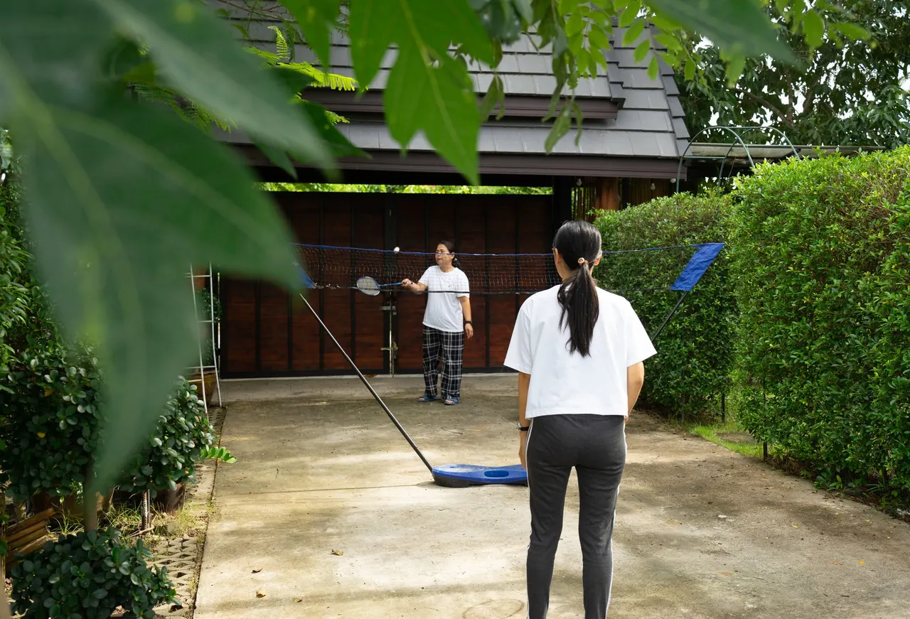 Outdoor badminton activity at The Warmth Rehab