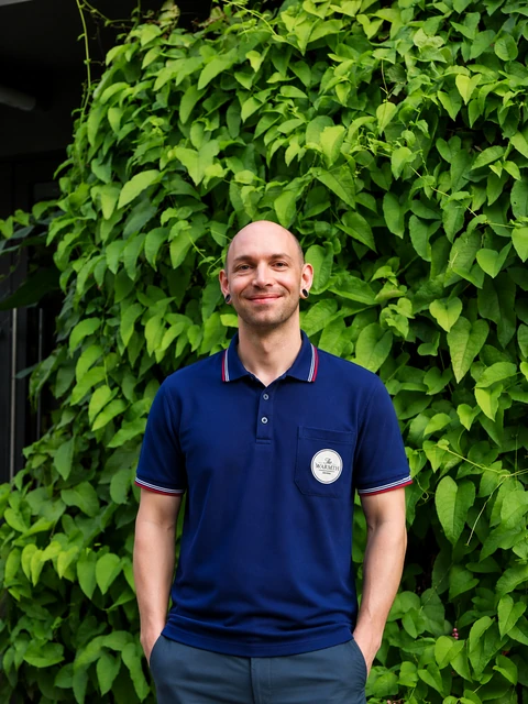 Matt Barnhardt, recovery specialist and substance abuse therapist at The Warmth Rehab